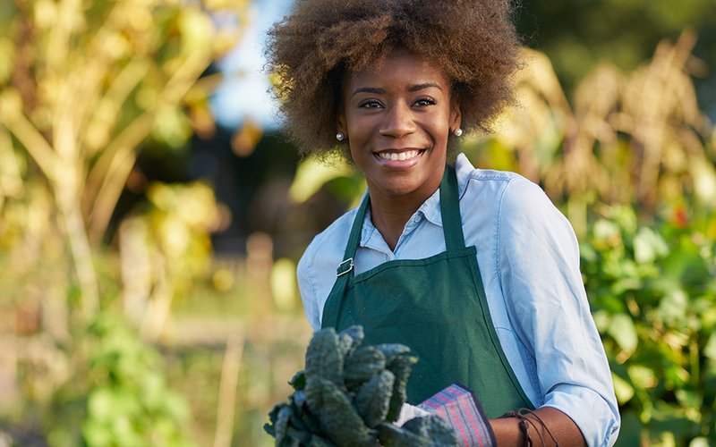 Female farmer crop 1000.jpg