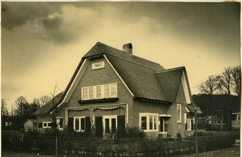 Landhuis De Hoeve aan de Hobbemalaan - 1923