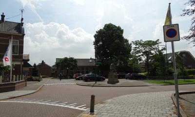Meester B. van Leeuwenplein Rheden