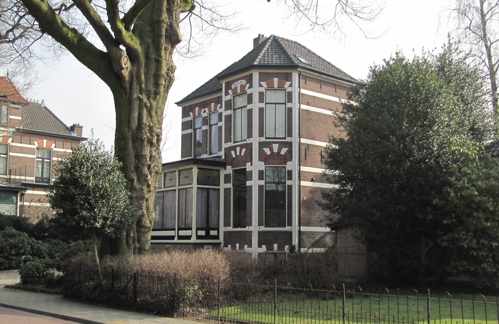Helma, Zutphensestraatweg 34 (2011)