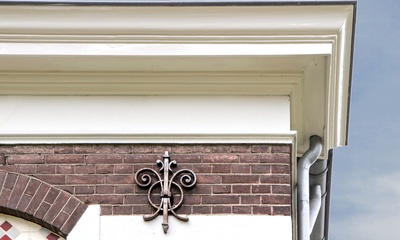 Detail voorgevel woonhuis