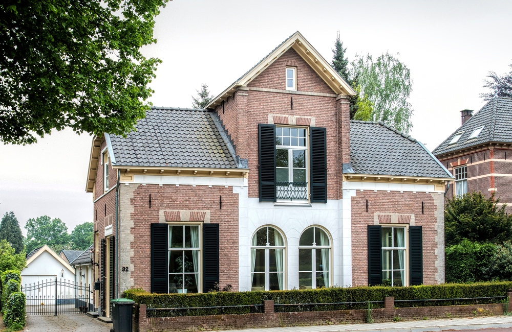 Voorgevel en linker zijgevel - 2016