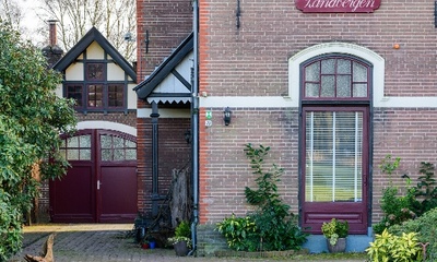 Deel voorgevel villa