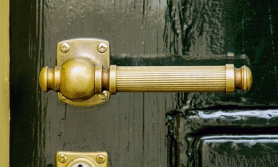 Detail toegangsdeur