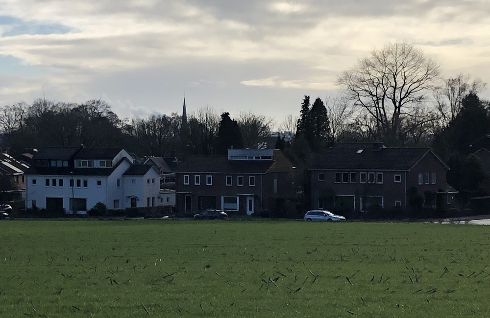 Aan de overzijde: H.van Gelrestraat