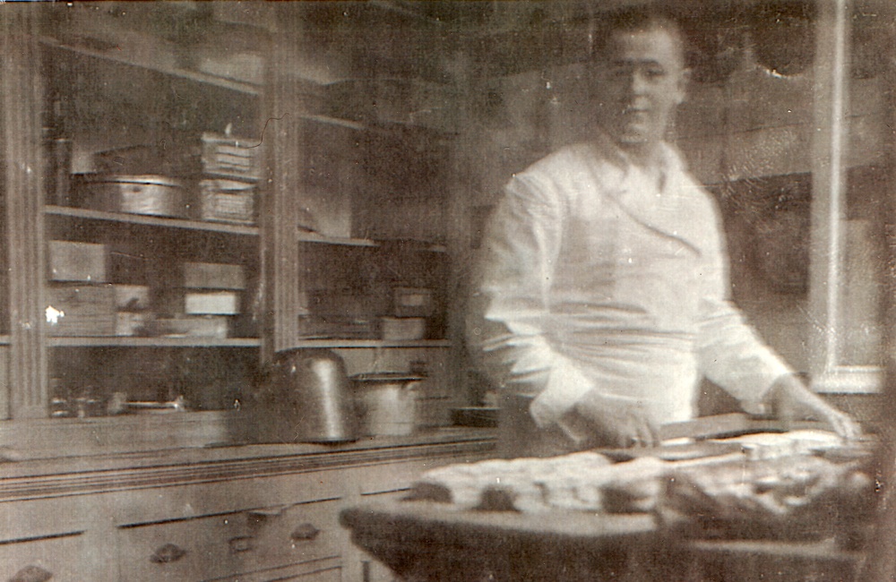 Jan Willem Bosman in de koude bakkerij - 1932