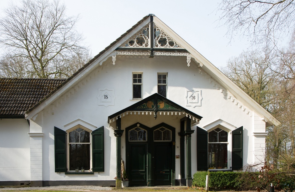Voorgevel voormalig postkantoor en woonhuis - 2016