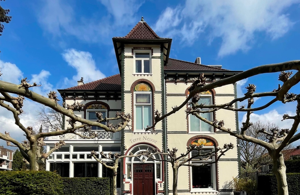 Voorgevel villa