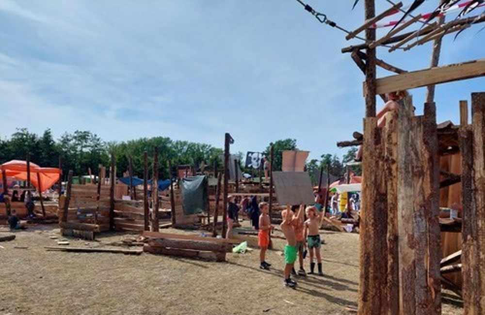 Bouwburg op terrein ziekenhuis