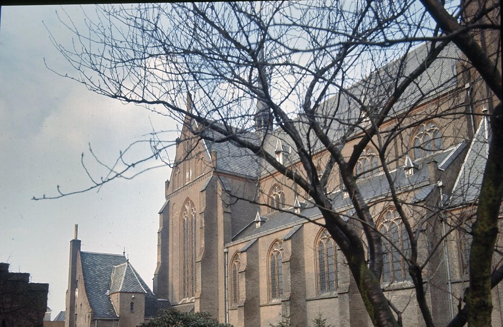 Rooms-katholieke Onze Lieve Vrouwe Visitatiekerk: Noordgevel