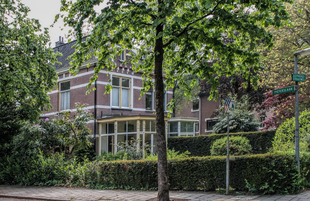 Voorgevel en linker zijgevel - 2016