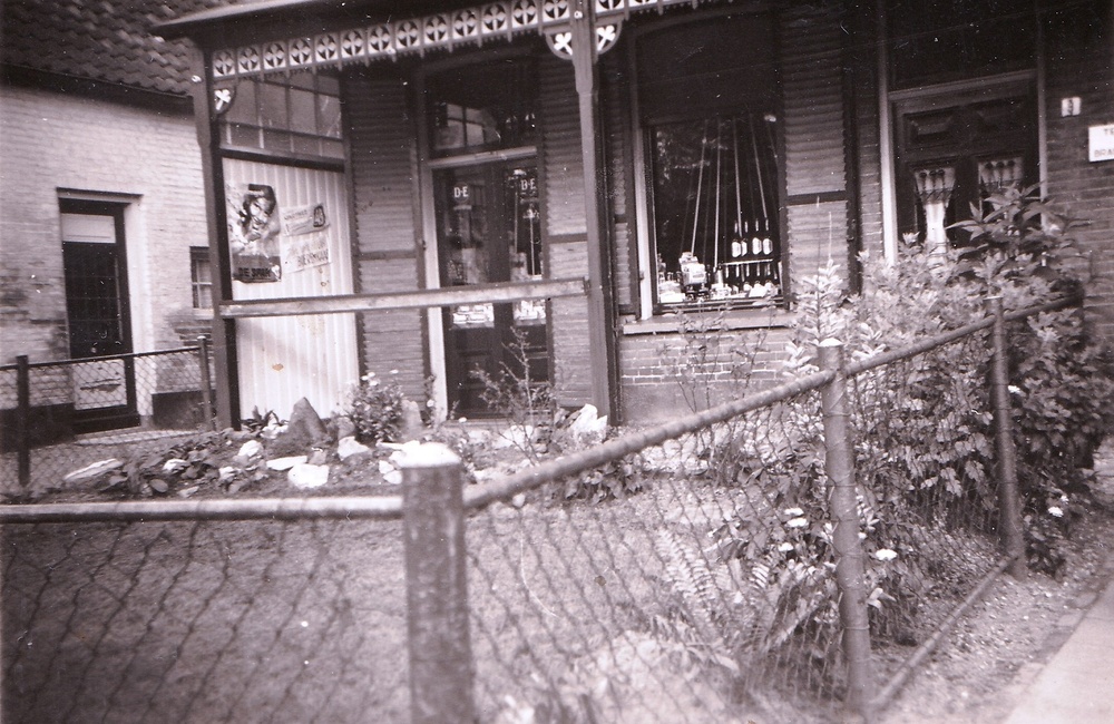 Kruidenier Van der Bijl  - 1947