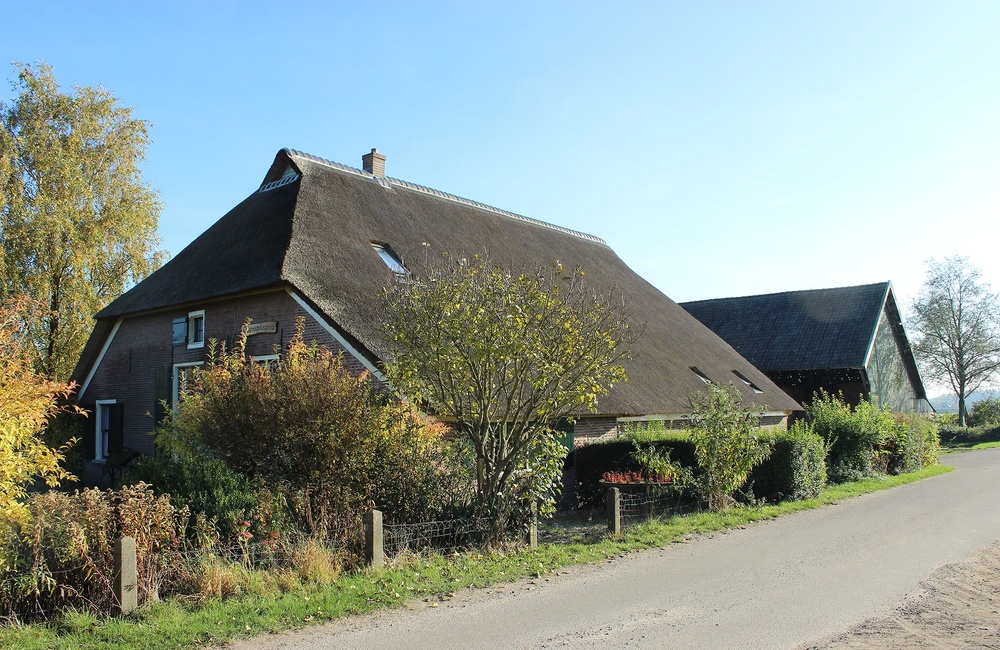 Foto zijkant vanaf de Roggeweg