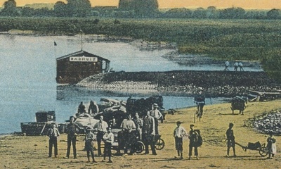 Drijvend badhuis in IJssel en Kanaal