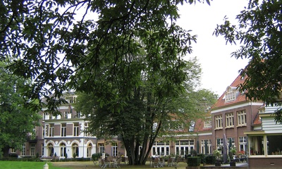 Badhuis