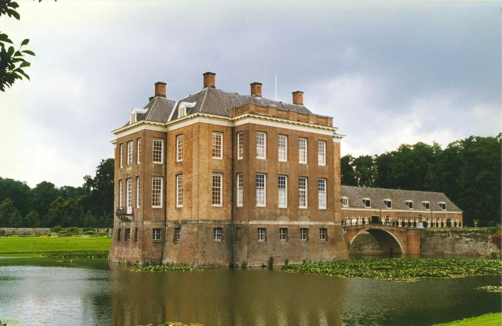 Stalgebouw