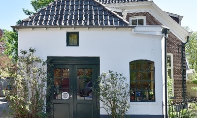 Voorgevel werkplaats