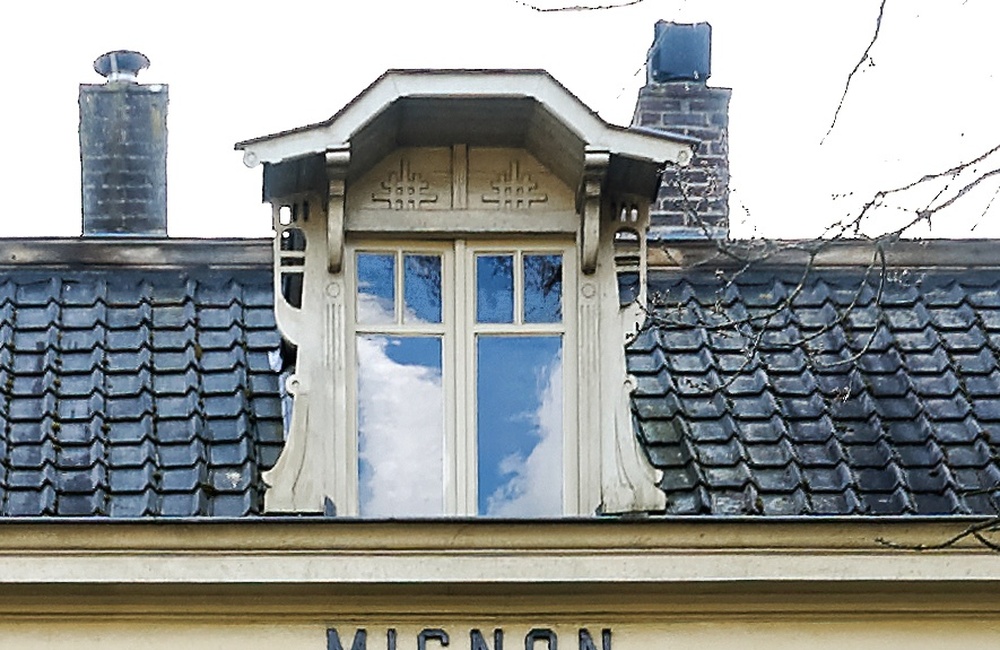 Detail voorgevel en dakkapel Villa Mignon - 2016