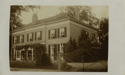 Instituut Van Woelderen