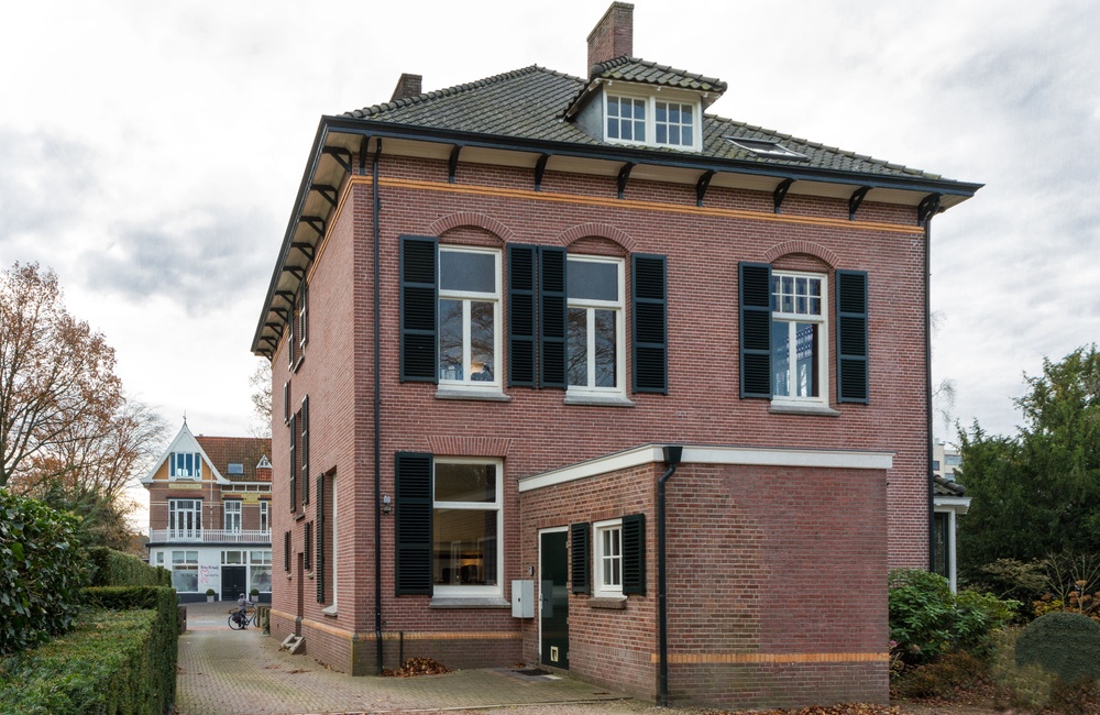 Achter- en rechter zijgevel 2016