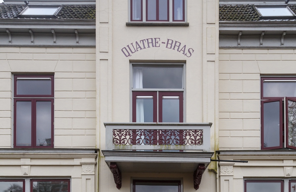Detail voorgevel ingang 2016
