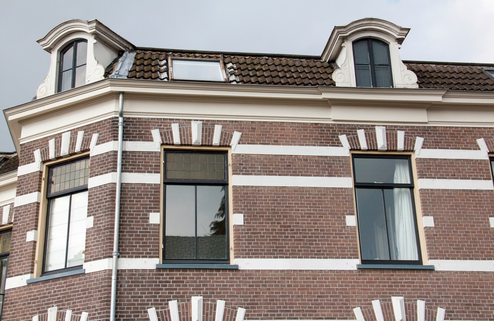 Stenen en kroonlijsten woonhuizen Hogestraat - 2016