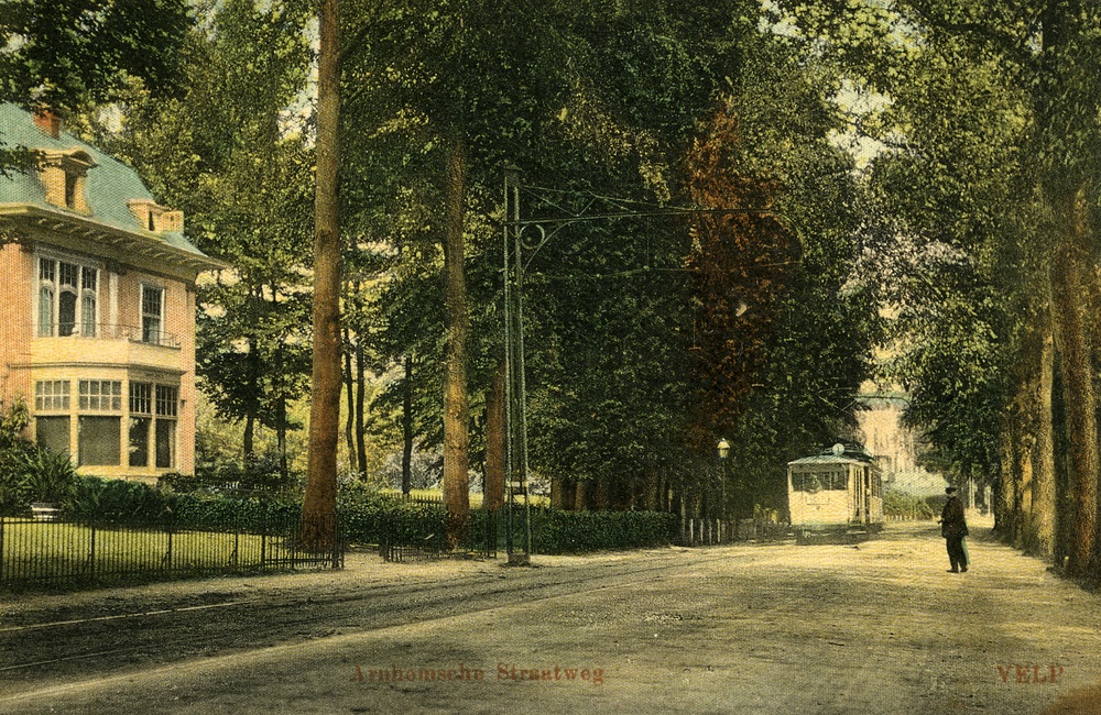 Arnhemsestraatweg met tram