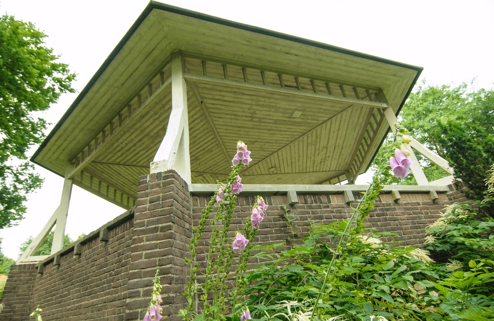 Zijkant muziektent Rheden - 2016
