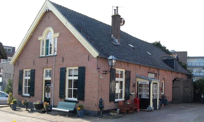 Woonhuis stalhouderijcomplex Poortstraat 5 Velp