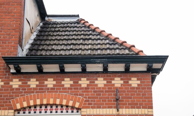 Detail voorgevel woonhuis