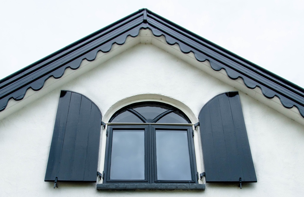 Detail raam met blinden Dorpsstraat 53 & 55 - 2016