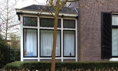 Deel voorgevel villa