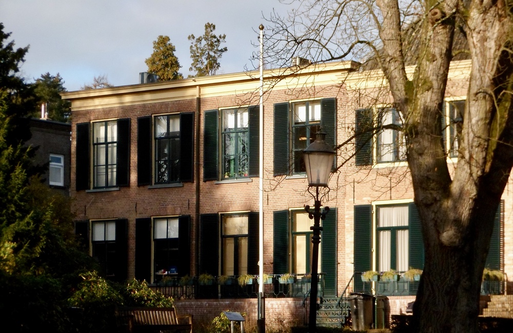 Achterzijde gemeentehuis 2020