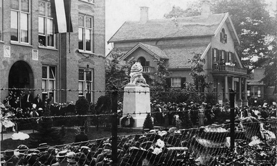 Vrijheidsmonument De Leeuw De Steeg