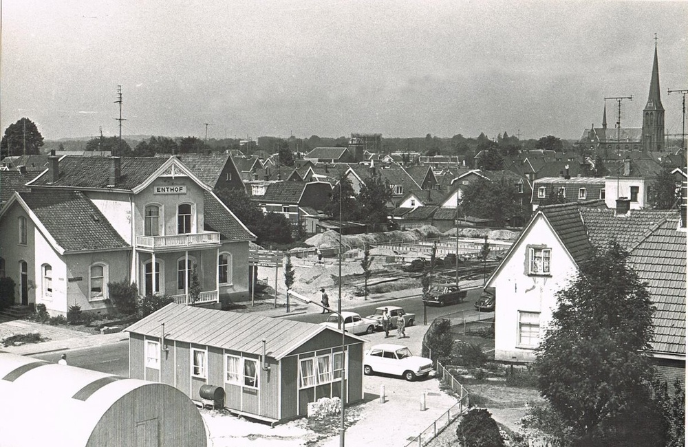 Beekstraat - 1970 vanaf de BAZO