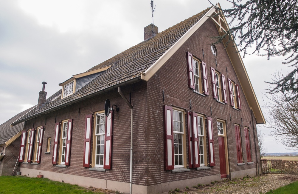 Linker zijgevel Hallehuisboerderij - 2016