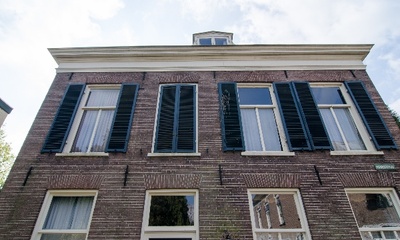 Deel voorgevel herenhuis