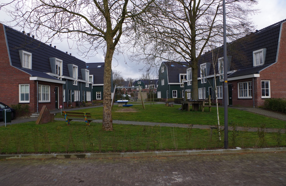 Hof met woningen noordzijde Van Pallandtstraat