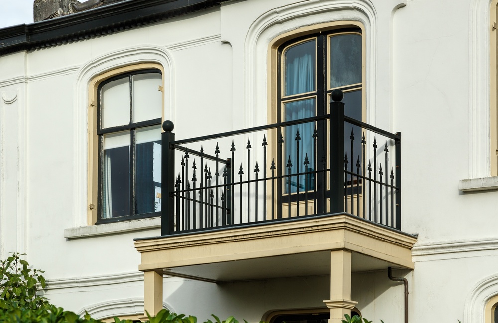 Balkon ondersteund door 2 zuilen Boszicht  - 2016
