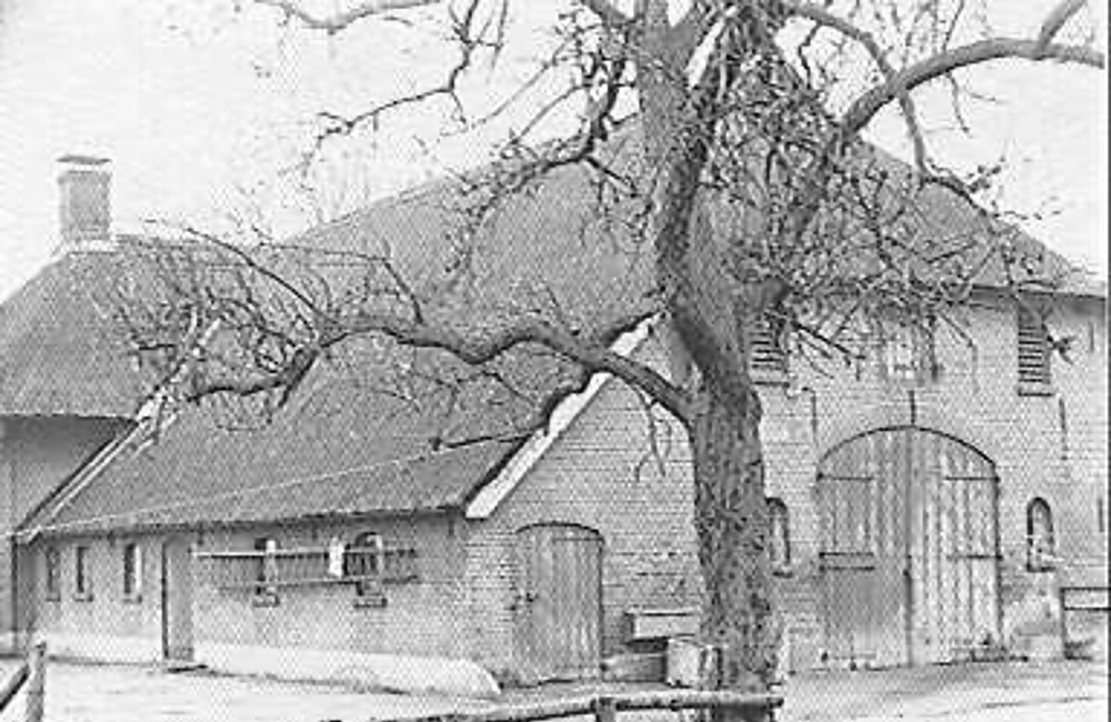 Oud-Middachten: zij- en achtergevel (1964)