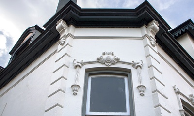 Detail hoekgevel villa
