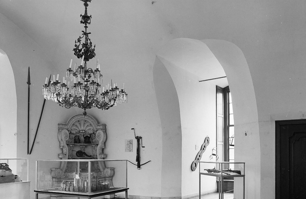 Kasteel Rozendaal: interieur torenkamer begane grond (1979)