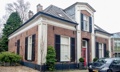 Winkel-woonhuis Kerkstraat 5 Dieren