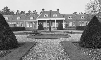 Schweer bey der Beckestichting Tuinaanleg