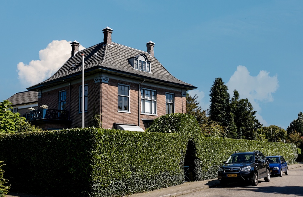 Voorgevel en linkerzijgevel - 2016