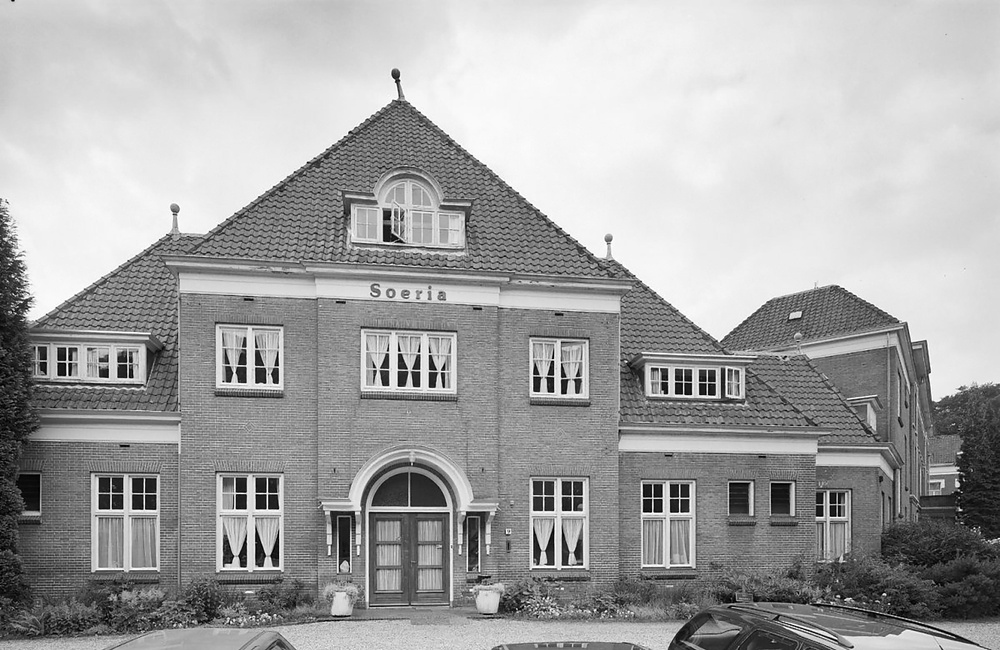 Voorgevel oude Hoofdgebouw 1999