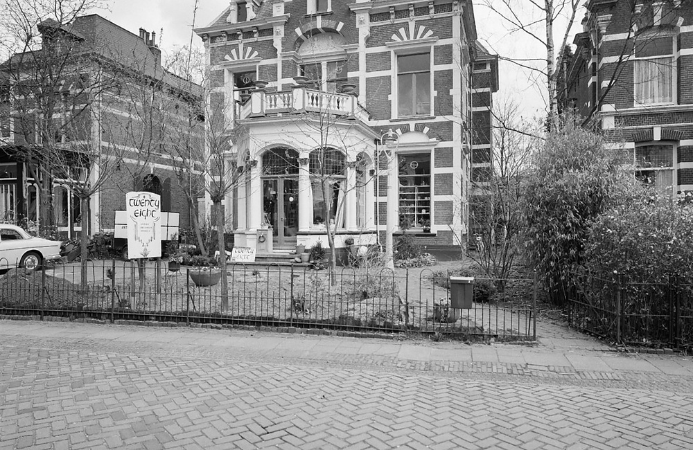 Elize, Zutphensestraatweg 28 (1995)