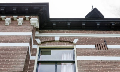 Deel voorgevel villa