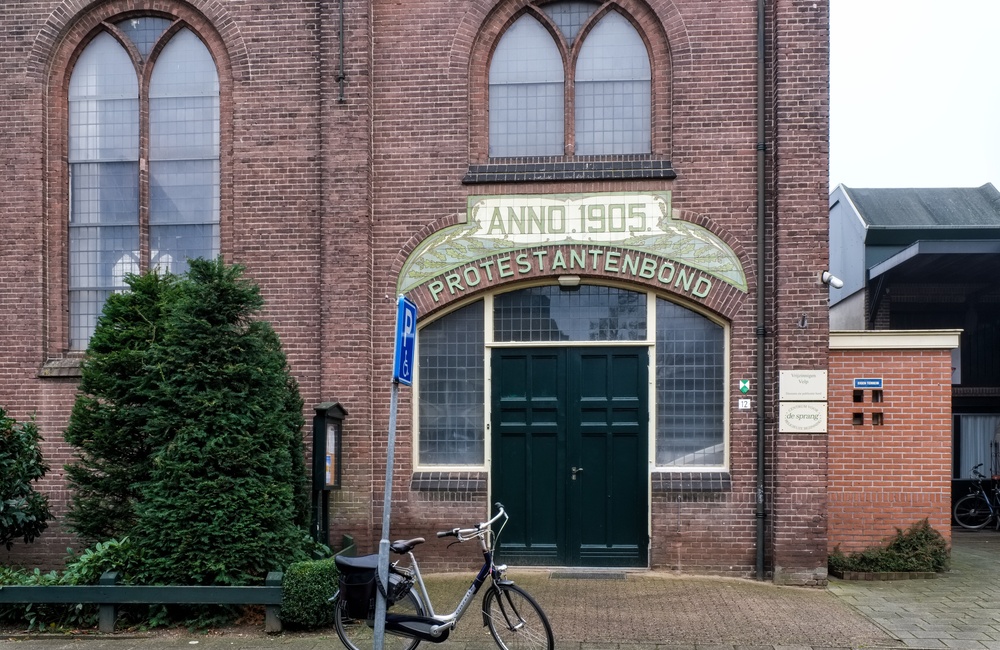 Ingang kerk Nederlandse Protestentenbond 2016