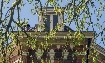 Deel hoekgevel villa